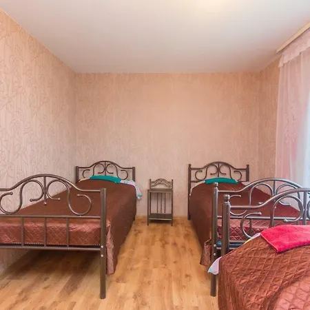 Dobrootel On Pritytsky 105 300